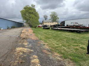 View of the 7 feet easement with the neighboor