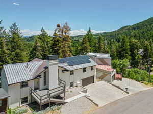 Photo 2 of 360  UPPER EVERGREEN DR