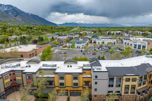 Drone / aerial view featuring a mountain view