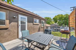 Deck with privacy fence