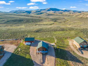 Aerial view with a mountain view