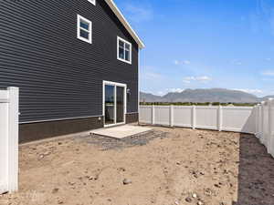 View of yard featuring a mountain view