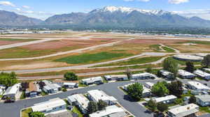 Bird's eye view with a mountain view