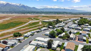 Bird's eye view with a mountain view