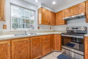 Photo 4 of 874  SCHNEITTER CIR #1