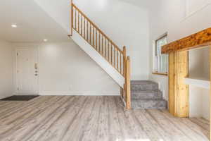 Photo 8 of 874  SCHNEITTER CIR #1