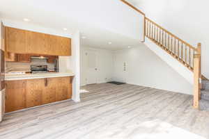 Photo 7 of 874  SCHNEITTER CIR #1