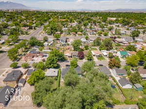 Drone / aerial view featuring a mountain view