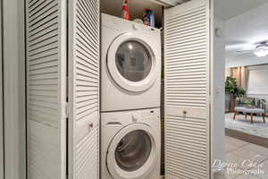 Laundry closet, washer & dryer included