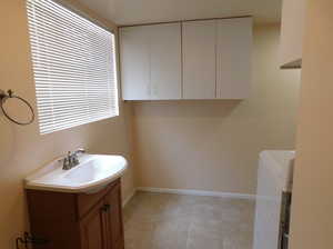 Photo 19 of 778 E DAVID WAY