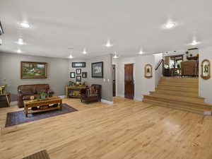 Sitting room with light hardwood floors