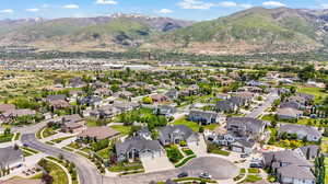 Bird's eye view featuring a mountain view