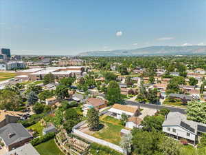 Bird's eye view featuring a mountain view