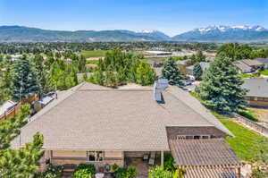 Bird's eye view with a mountain view