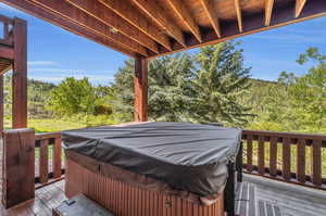 Jacuzzi Hot Tub on Lower Deck