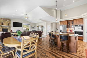 Large open concept. Great for family gatherings.