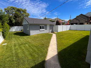 Backyard walkway to garage