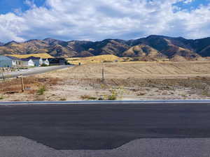 View of mountain feature