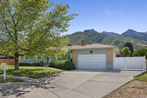 Photo 1 of 8123 S SCANDIA CIR