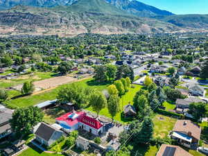 Bird's eye view featuring a mountain view