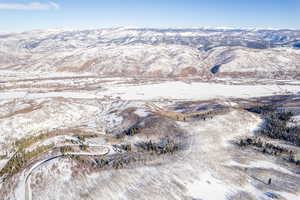 View of mountain feature