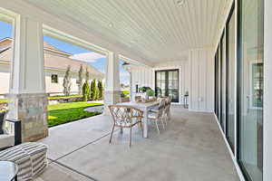 View of patio / terrace with a porch