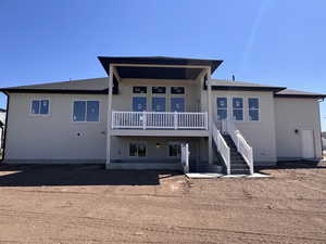 DECK/BASEMENT WALKOUT