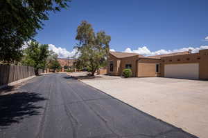 Photo 5 of 3686  SPANISH VALLEY DR #B1