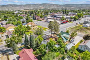 Bird's eye view with a mountain view