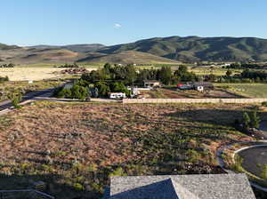 View of mountain feature