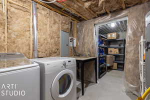 Washroom with washer and dryer