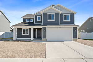 View of front of house featuring a garage