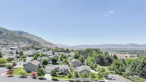 Bird's eye view with a mountain view