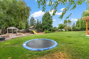 Trampoline is included!