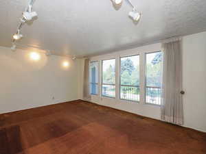 Formal sitting room