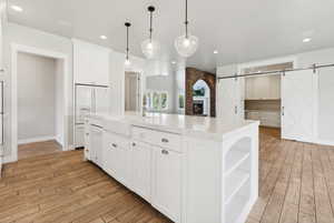 Farmhouse Sink in Island