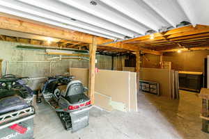 Garage / Storage