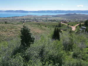 Drone / aerial view featuring a mountain view