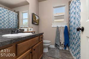 Bathroom on main level with tub/shower combo