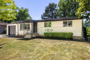 View of front of house with a front lawn