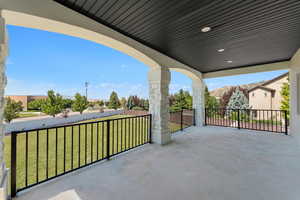 Large deck with panoramic views.