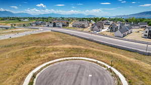 Aerial view with a mountain view