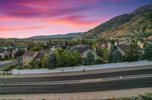 View of mountain feature