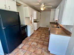 Large galley kitchen - appliances included