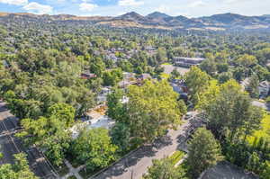 Bird's eye view featuring a mountain view