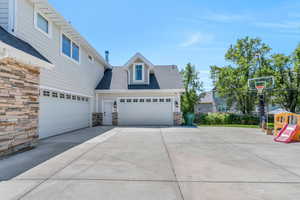 View of front of house with a garage