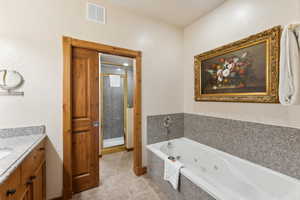 Photo 15 of 840 W BIGLER LN #103
