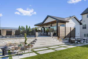 Stairs to Elevated Pool