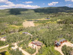 Bird's eye view with a mountain view