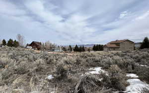 Northwest facing lot view.